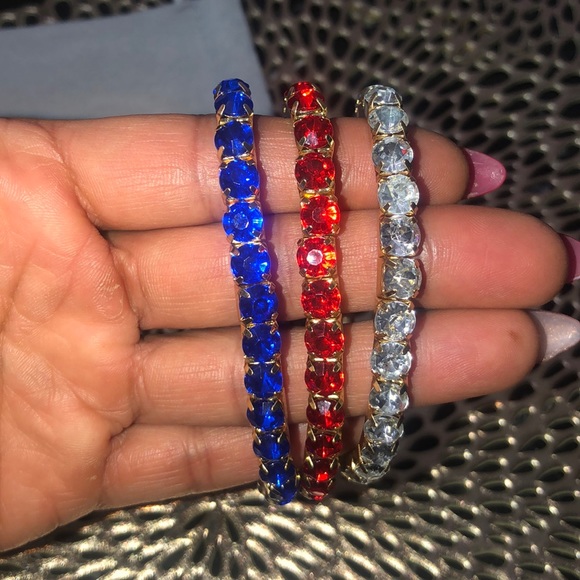 bracelets - Picture 2 of 3